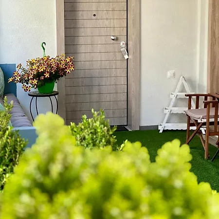 Mini Luxe Retreat Апартаменты